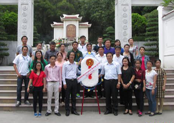 Bình[-]Định[-]-[-]Hà[-]Tĩnh[-]ký[-]kết[-]hợp[-]tác[-]phát[-]triển[-]du[-]lịch[-]